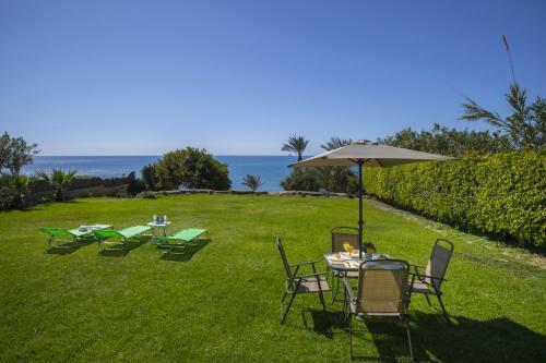 Maroni Beachfront Villa