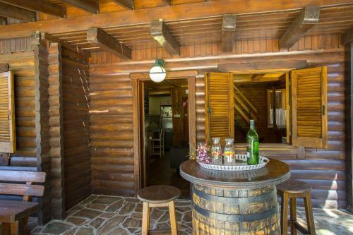 Ricky Chalet Near Troodos