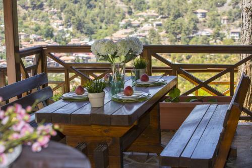 Ricky Chalet Near Troodos