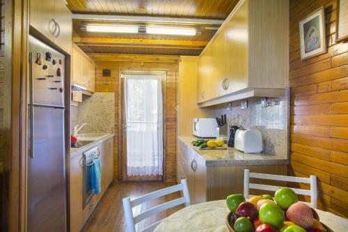 Ricky Chalet Near Troodos