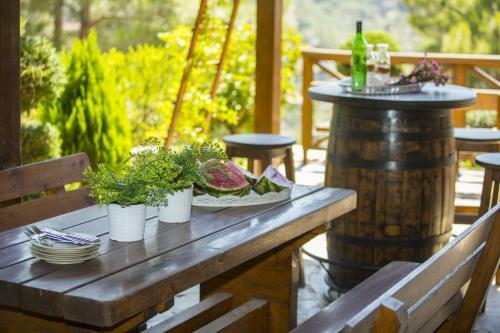 Ricky Chalet Near Troodos