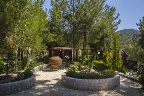 Ricky Chalet Near Troodos