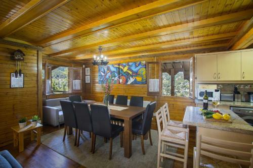 Ricky Chalet Near Troodos