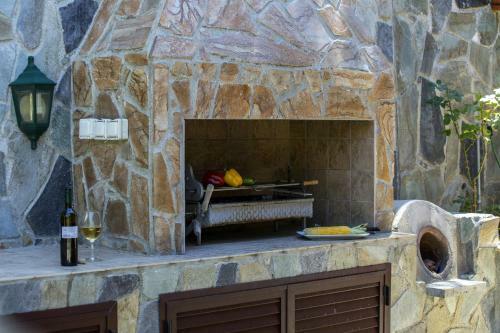 Ricky Chalet Near Troodos