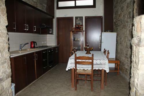 Rodoulas Village House
