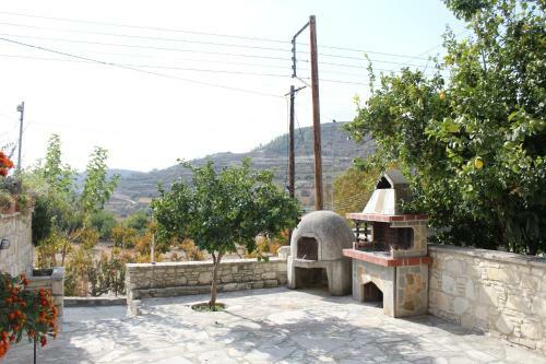 Rodoulas Village House