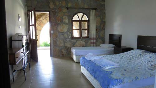 Elausa Hotel & Restaurant