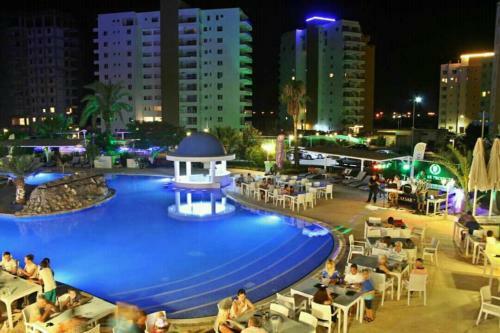 Apartamento Caesar Resort & Spa