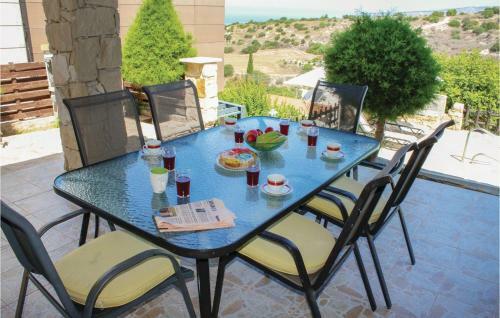 Four-bedroom Holiday Home In Tala-paphos