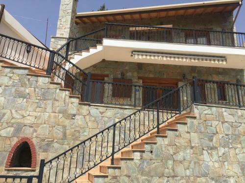 3- Bedroom Mountain House