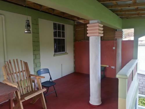 Nixon's Bayside Mangrove Inn/villa