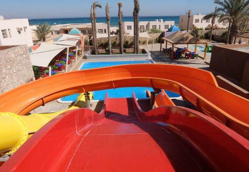 Romance Hotel