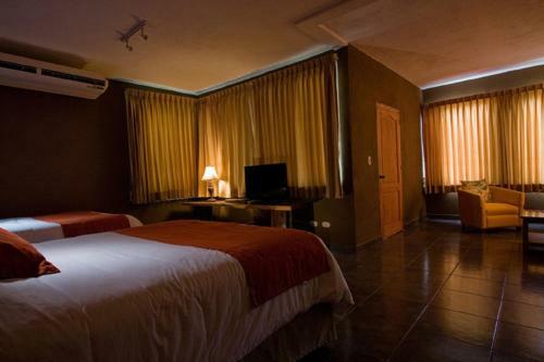 Casa De Mar Hotel And Villas