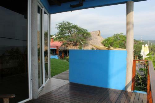 Kayu Hotel Y Restaurant