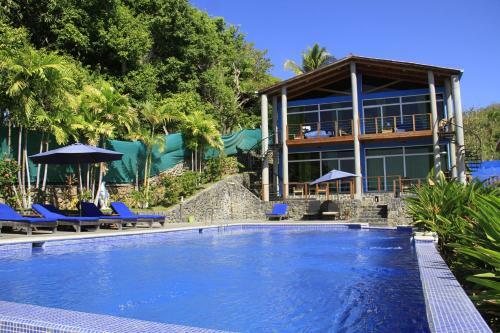 Kayu Hotel Y Restaurant