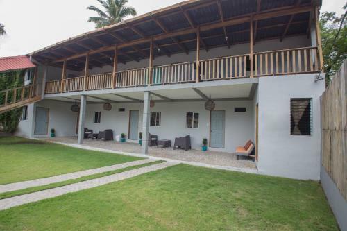 Hostal El Sunzalito Hotel