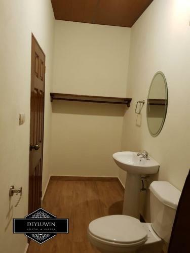 Hostal Deyluwin