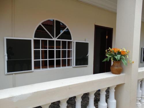 Seaview Apartments