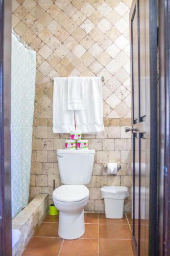 Hotel West End Dive Resort