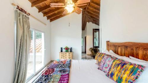 The Sunny Villa @ Keyhole Bay