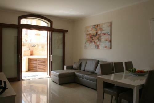 Apartamento Fort Chambray La Best Group