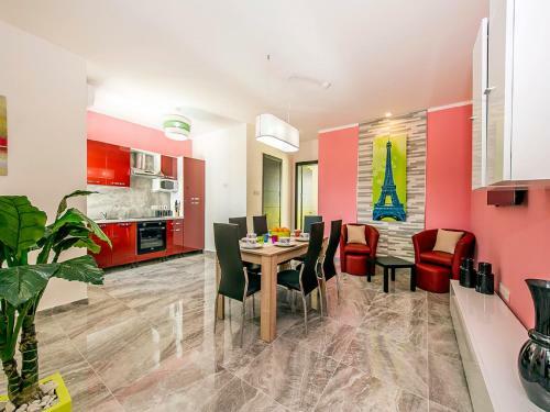 Bayside Apartments