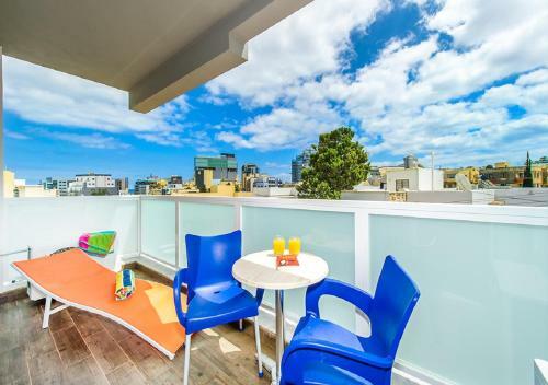 Bayside Apartments