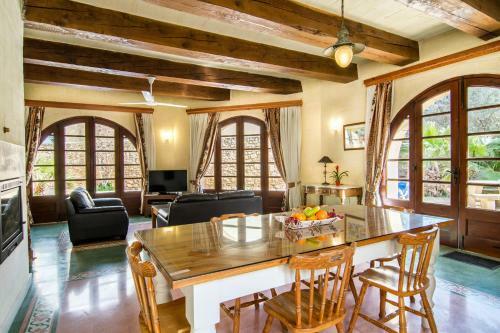 Villa Ta Cenc Holiday Home