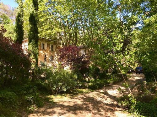 Le Moulin Bas