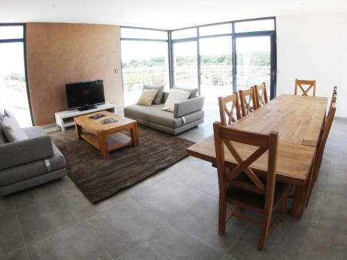 Spacious Villa With Swimming Pool In Vagnas
