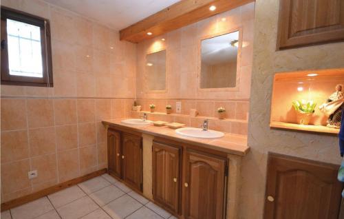 Holiday Home Tulette With A Fireplace 01