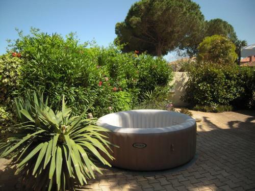 Holiday Home Rue Jouy D'arnaud