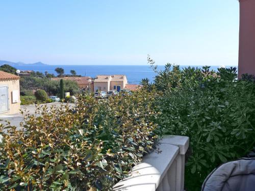 Apartment Front De Mer.2