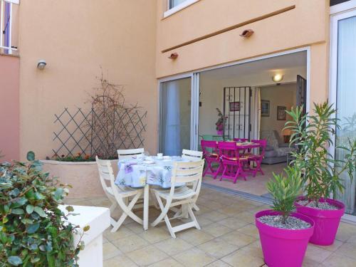 Apartment Front De Mer.2