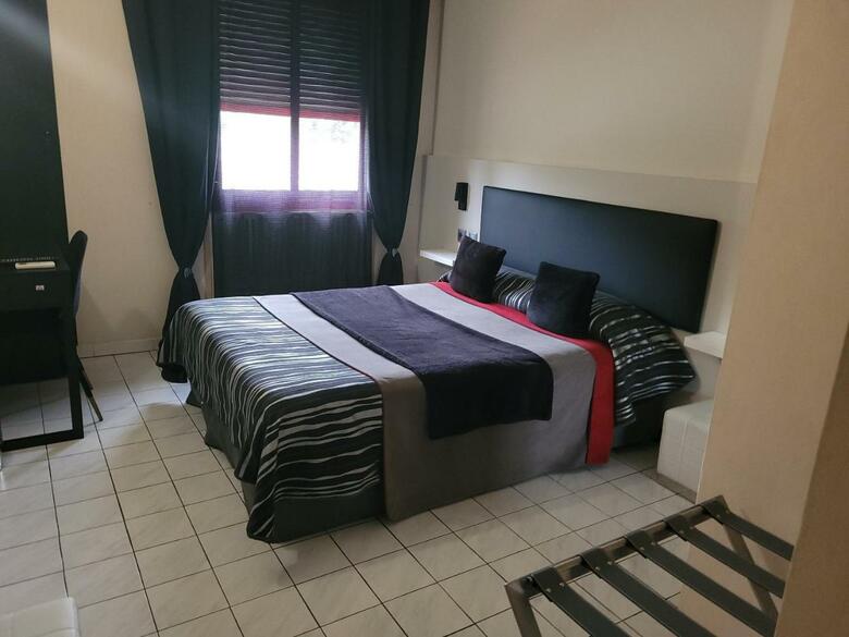 Hotel Le M�dicis