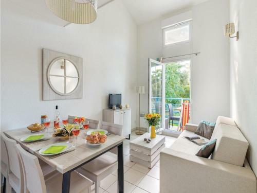 Apartment Saint Palais Sur Mer. Mn-1525
