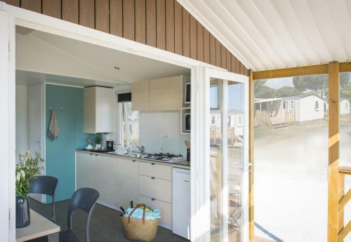 Camping De La Baie De T�r�nez
