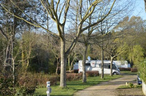 Camping De La Baie De T�r�nez
