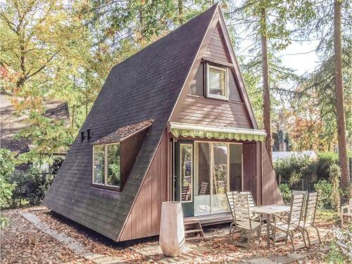 Two-bedroom Holiday Home In Rekem-lanaken