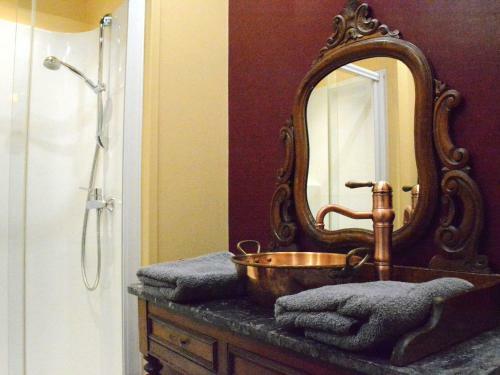 Authentic Holiday Home Located In Bievre With Jacuzzi
