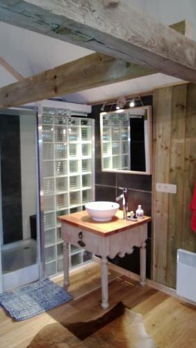 La Cabane Sur L'eau