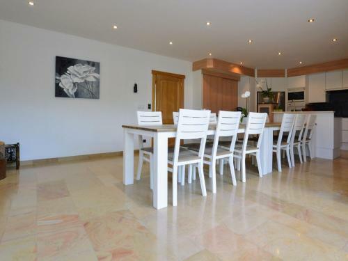 Beautiful Villa In Zingem Near Town Center