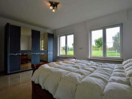 Beautiful Villa In Zingem Near Town Center