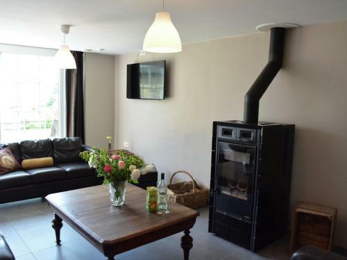 Charming Farmhouse In Houffalize With Large Terrace