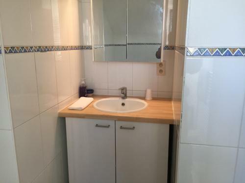 Hostal A Spacious Beautiful Apartment & Affordable