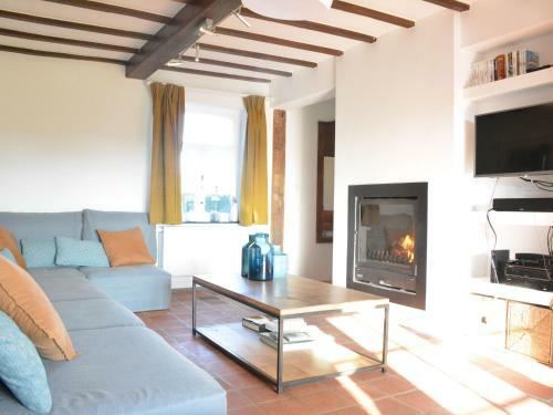 Spacious Holiday Home In Rochefort With Terrace