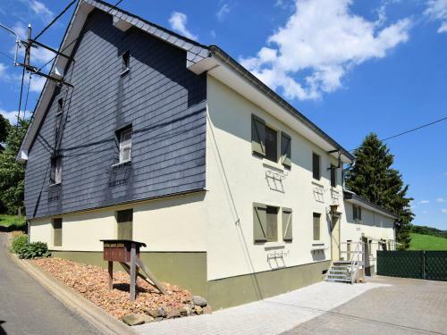 Luxurious Holiday Home In Saint Vith With Terrace