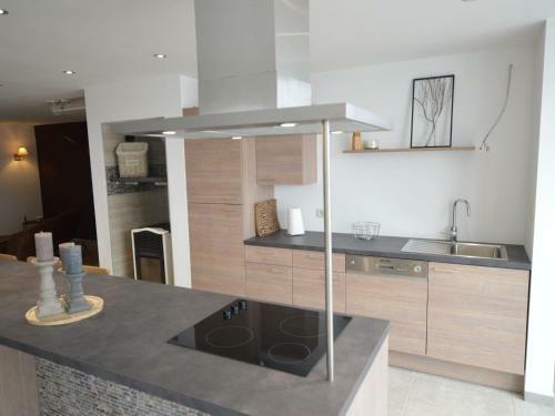 Cozy Holiday Home In Polleur With Jacuzzi