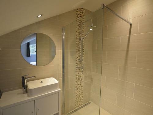 Cozy Holiday Home In Polleur With Jacuzzi
