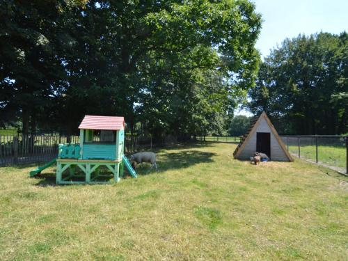 Spacious Holiday Home In Peer With Garden